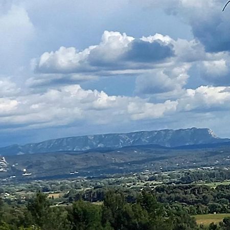 Les Cigales Panzió Villelaure Kültér fotó